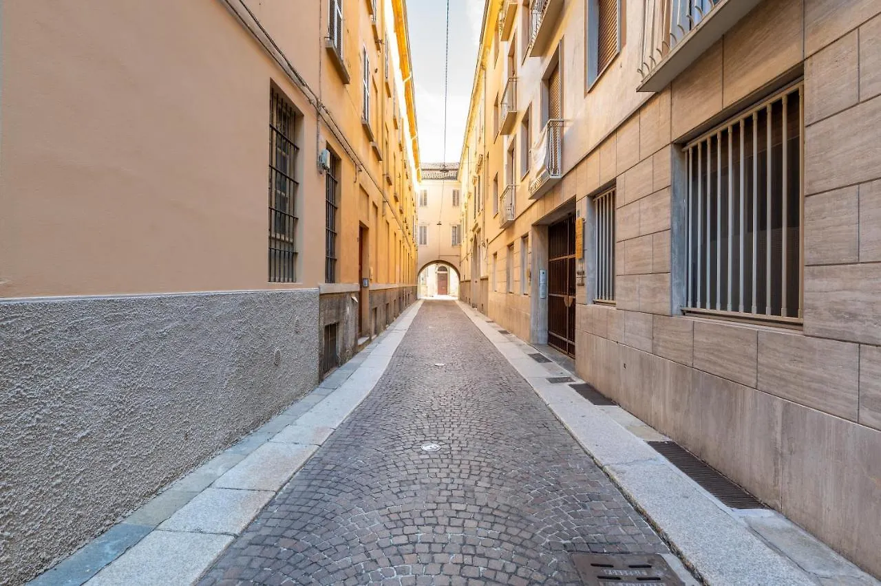 Book Now! Apt A 1 Min Walk From Duomo Of Parma