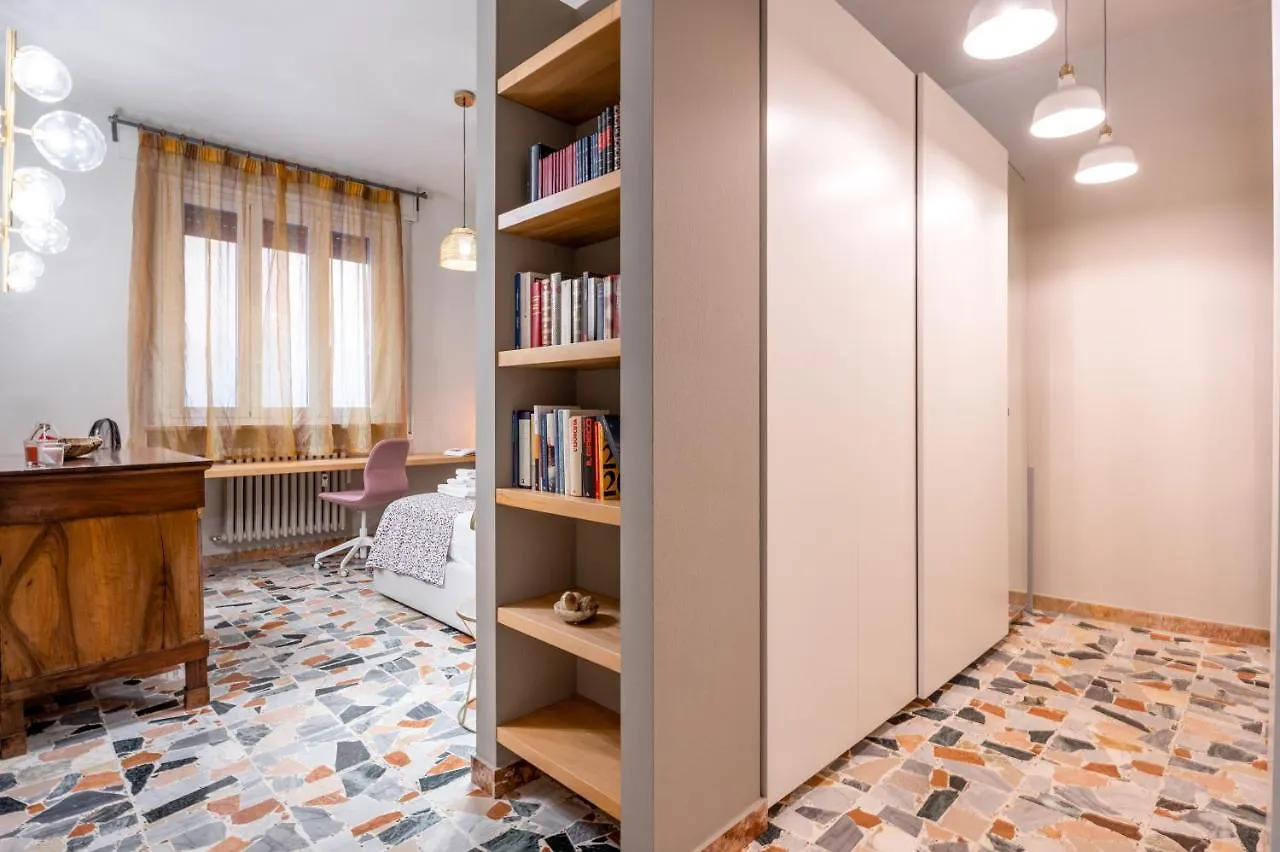 Book Now! Apt A 1 Min Walk From Duomo Of Parma 0*,  Italy