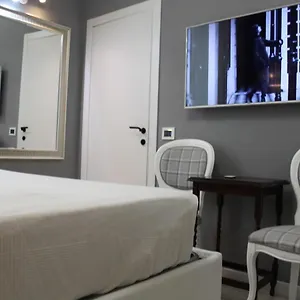  Apartment Jacuzzi By Parmacentro