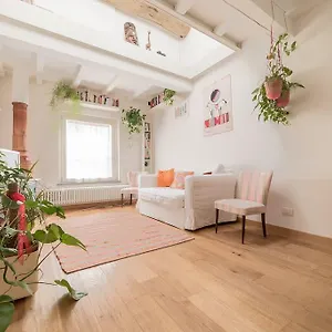  Apartment La Casina